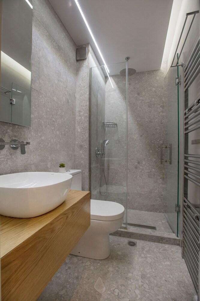 Nikis Suites Syntagma-Plaka By Ghh Атина Екстериор снимка