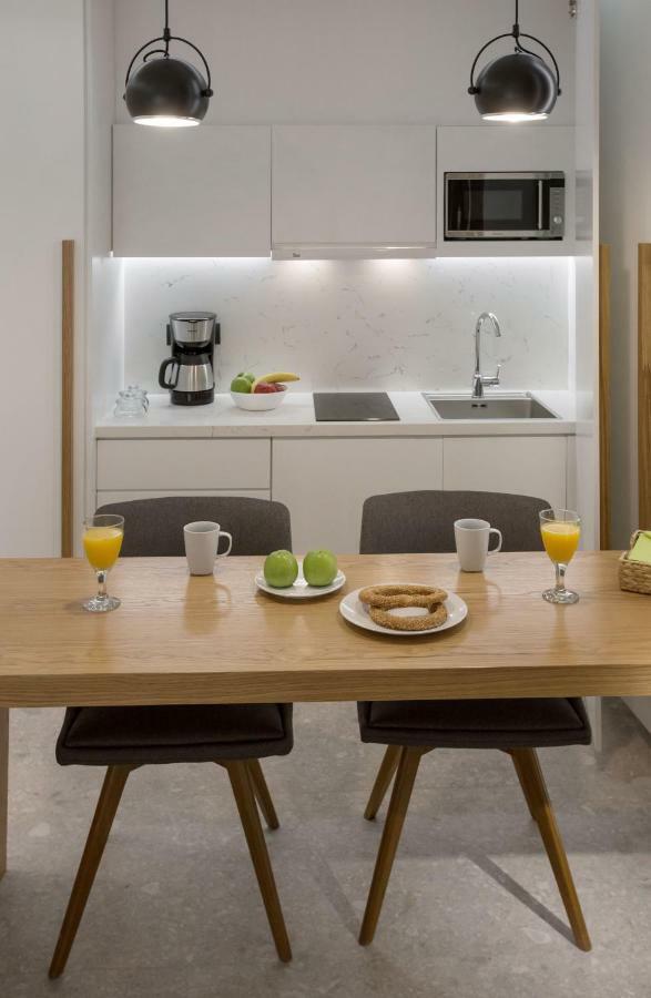 Nikis Suites Syntagma-Plaka By Ghh Атина Екстериор снимка