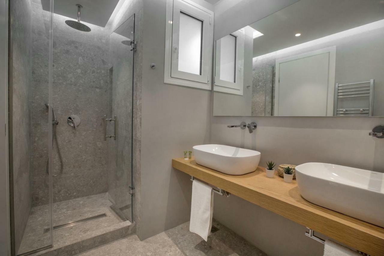 Nikis Suites Syntagma-Plaka By Ghh Атина Екстериор снимка